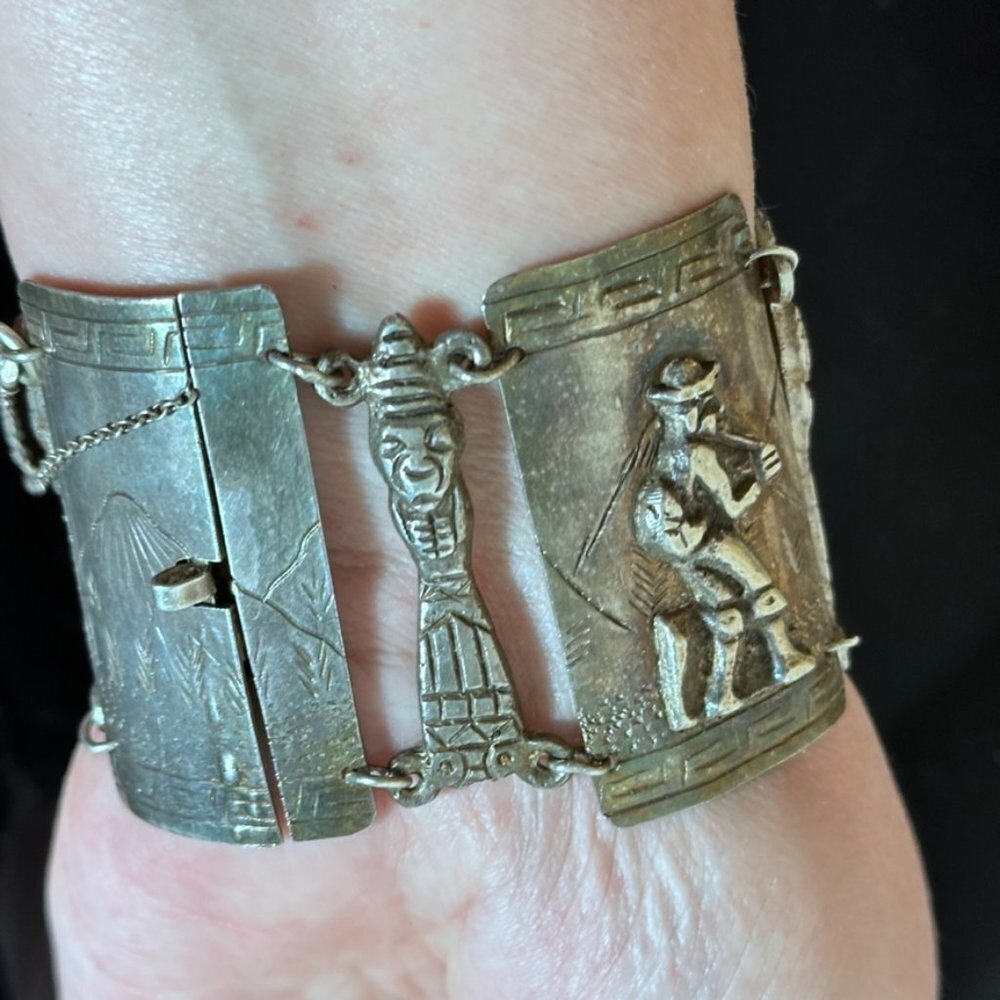 Peruvian Solid Sterling Silver Llama Storytelling… - image 8